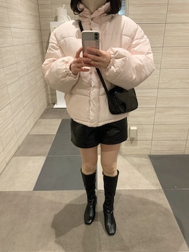 「アイテム（ダウンジャケット/コート、ピンク系）」を使った、もるさん（レディース・161cm）の冬コーディネート