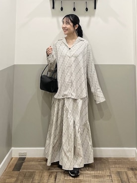 「A part by（アパートバイ）のスクエアハンドバッグ（Shoulderbag、ブラック系）」を使った、miyuさん（レディース・154cm）の春コーディネート