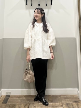 「アイテム（パンツドレス、ホワイト系）」を使った、miyuさん（レディース・154cm）の冬コーディネート