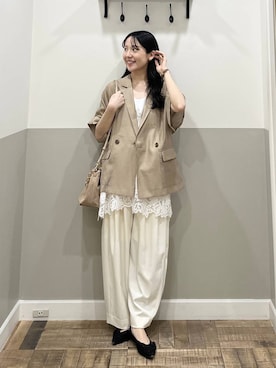 「A part by（アパートバイ）のスラックスコクーンボリュームパンツ（スラックス、ホワイト系）」を使った、miyuさん（レディース・154cm）の春コーディネート