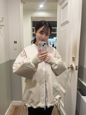 「アイテム（MA-1、ベージュ系）」を使った、miyuさん（レディース・154cm）の春コーディネート
