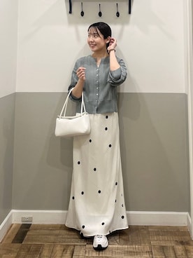 「A part by（アパートバイ）のアイレットアミショートカーディガン（Cardigans、グリーン系）」を使った、miyuさん（レディース・154cm）の春コーディネート