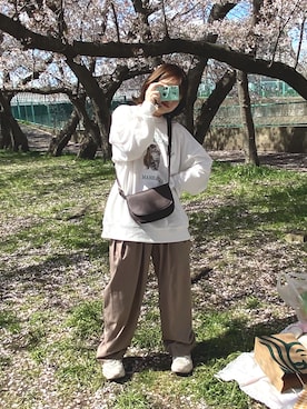 「OLIVE des OLIVE（オリーブデオリーブ）のアイテム（スウェット）」を使った、s a k iさん（レディース・155cm）の春コーディネート