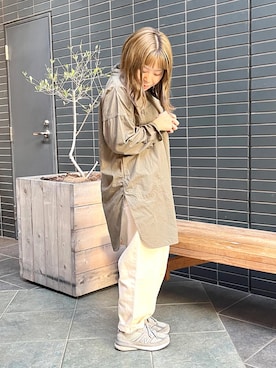 「OMNIGOD（オムニゴッド）のアイテム」を使った、D_MALL 京都さん（レディース・155cm）の秋コーディネート