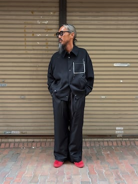 「アイテム（その他アウター、ブラック系）」を使った、長老さん（メンズ・170cm）の秋コーディネート