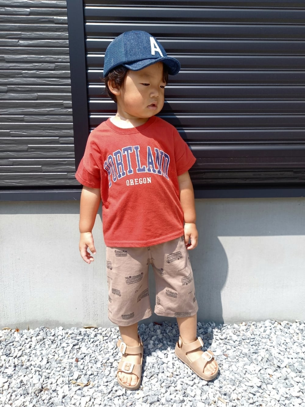 「Tシャツコーデ、夏、夏コーデ、ハーフパンツ、カラー×コーデ、おとこのこ、リラックススタイル、サンダル、キャップ、保育園、保育園コーデ」｜「西松屋のアイテム（その他パンツ、ブラウン系）」を使った、aoto*senaさん（キッズ・80cm）の夏コーディネートの1枚目の写真