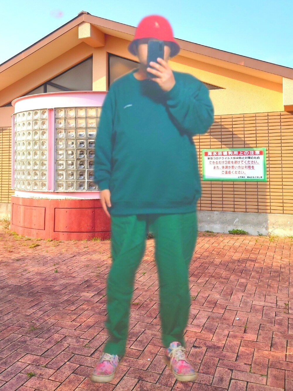 ã°ãªãŒã³ç³»ã®ã¹ãŠã§ãããã°ãªãŒã³ç³»ã®ãããã³ãããã³ã¯ç³»ã®ã¹ããŒã«ãŒãççšããã¡ã³ãºã®ç§ã³ãŒãã£ããŒãã®1æç®ã®åç