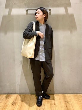 「スリッポン」｜「アイテム（ノーカラージャケット）」を使った、いしかわさん（メンズ・168cm）の冬コーディネート