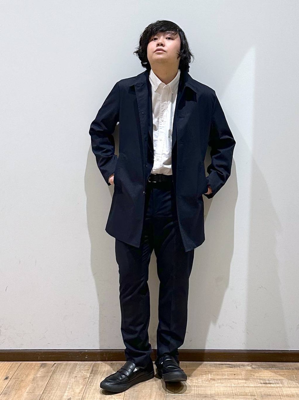 「リラックス、ゆったり、高見え」｜「GLOBAL WORKのアーバンジャケット/115845（テーラードジャケット、ブルー系）」を使った、いしかわさん（メンズ・168cm）の春コーディネートの1枚目の写真