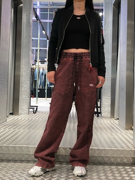 「DIESEL OSAKA」｜「アイテム（パンツ）」を使った、チョリさん（レディース・163cm）の夏コーディネート