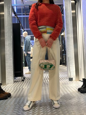 「DIESEL OSAKA」｜「アイテム（スニーカー）」を使った、チョリさん（レディース・163cm）の冬コーディネート
