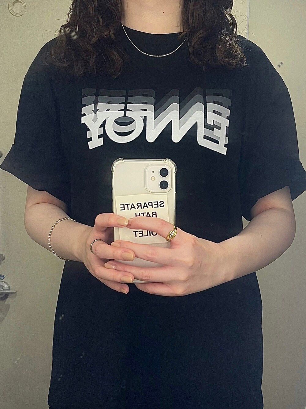 「エンノイ、ennoy」｜「ENNOYのアイテム（Tシャツ/カットソー、ブラック系）」を使った、　Ⓜ️さん（レディース・161cm）の夏コーディネートの1枚目の写真