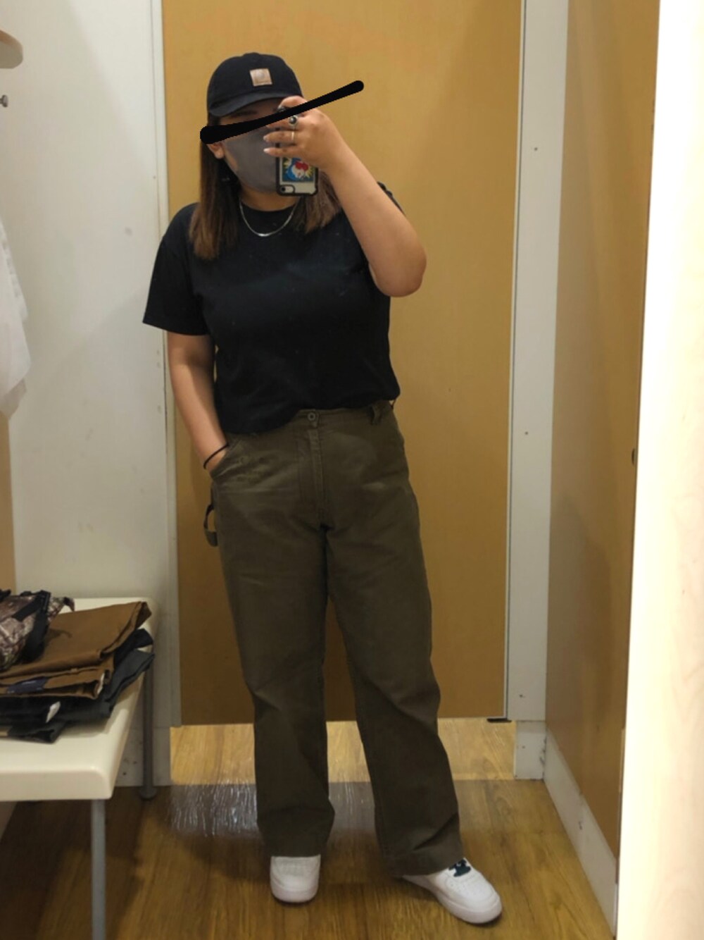 「carhartt、UNIQLO、KARL HELMUT、NIKE、airforce1、休日コーデ、おしゃれさんと繋がりたい、ストリート」｜「KARL HELMUTのアイテム（パンツ、グリーン系）」を使った、kaedeさん（レディース・156cm）の秋コーディネートの1枚目の写真