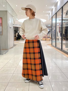 「TICCA（ティッカ）のアイテム（スウェット）」を使った、ito rさん（レディース・147cm）の秋コーディネート