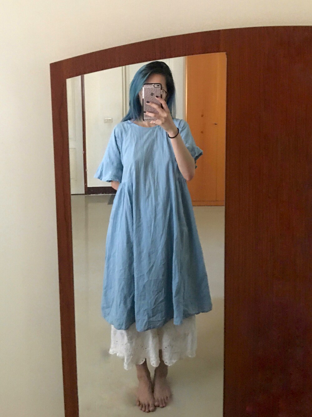 「ddddddayのアイテム（ドレス、ブルー系）」を使った、e u n i c e さん（レディース・165cm）の夏コーディネートの1枚目の写真