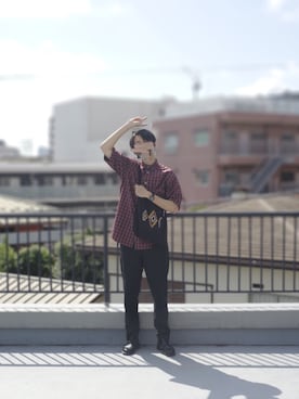 「COS（コス）のアイテム（スラックス）」を使った、〆さん（メンズ・184cm）の秋コーディネート