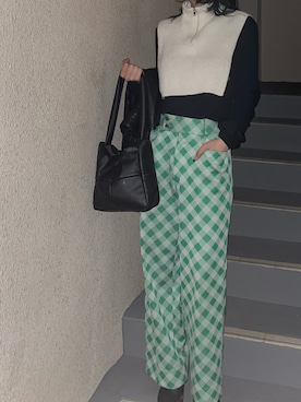 「70s」｜「アイテム（スラックス）」を使った、mnpさん（レディース・155cm）の冬コーディネート