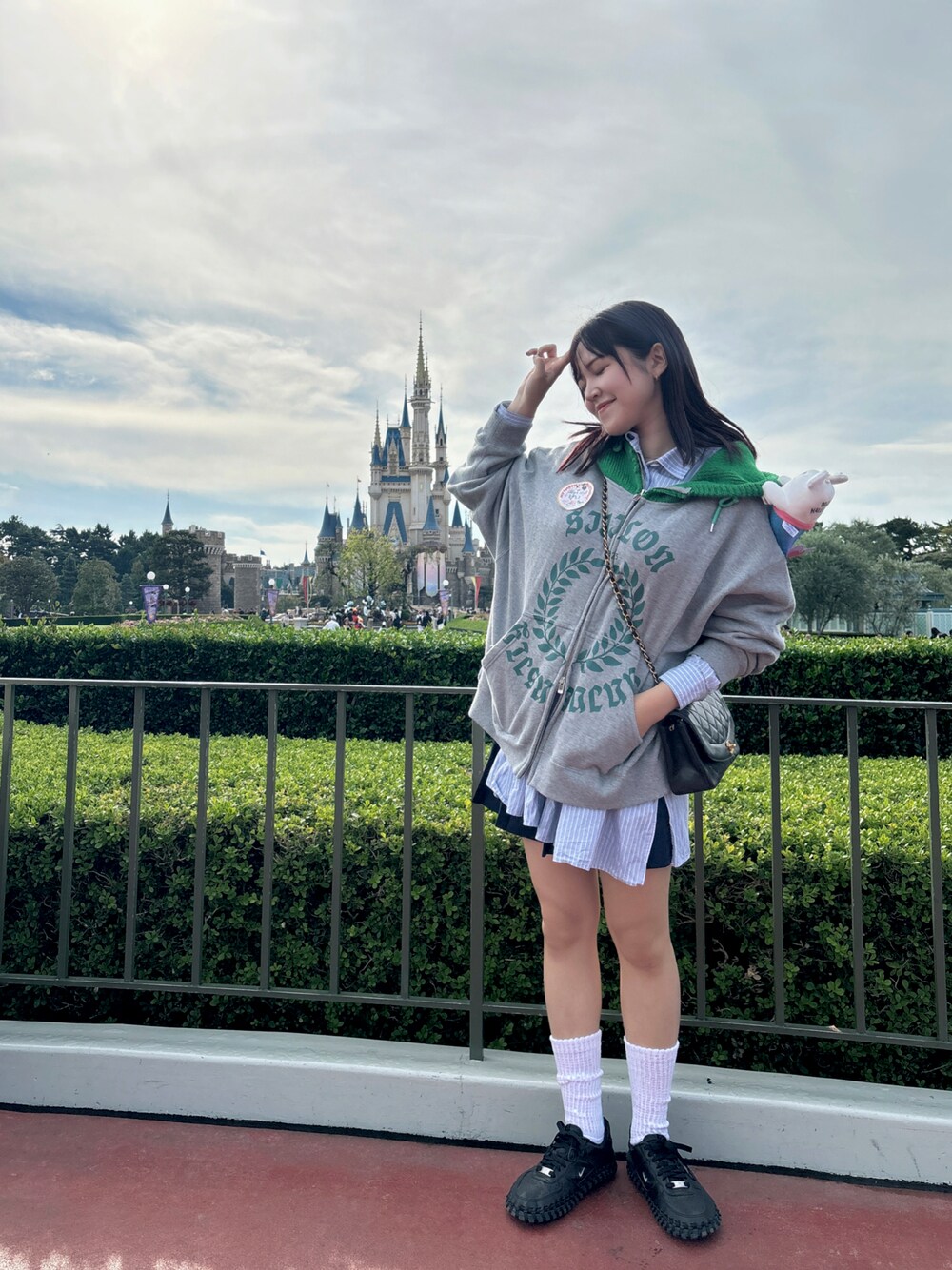 SIIILONのパーカーを使った人気ファッションコーディネート - WEAR