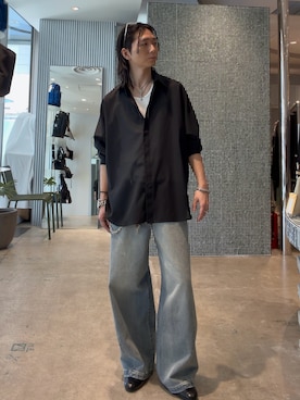 「Lui's（ルイス）のワイドフィットデニムパンツ（デニムパンツ、ブルー系）」を使った、Ryu.さん（メンズ・172cm）の春コーディネート