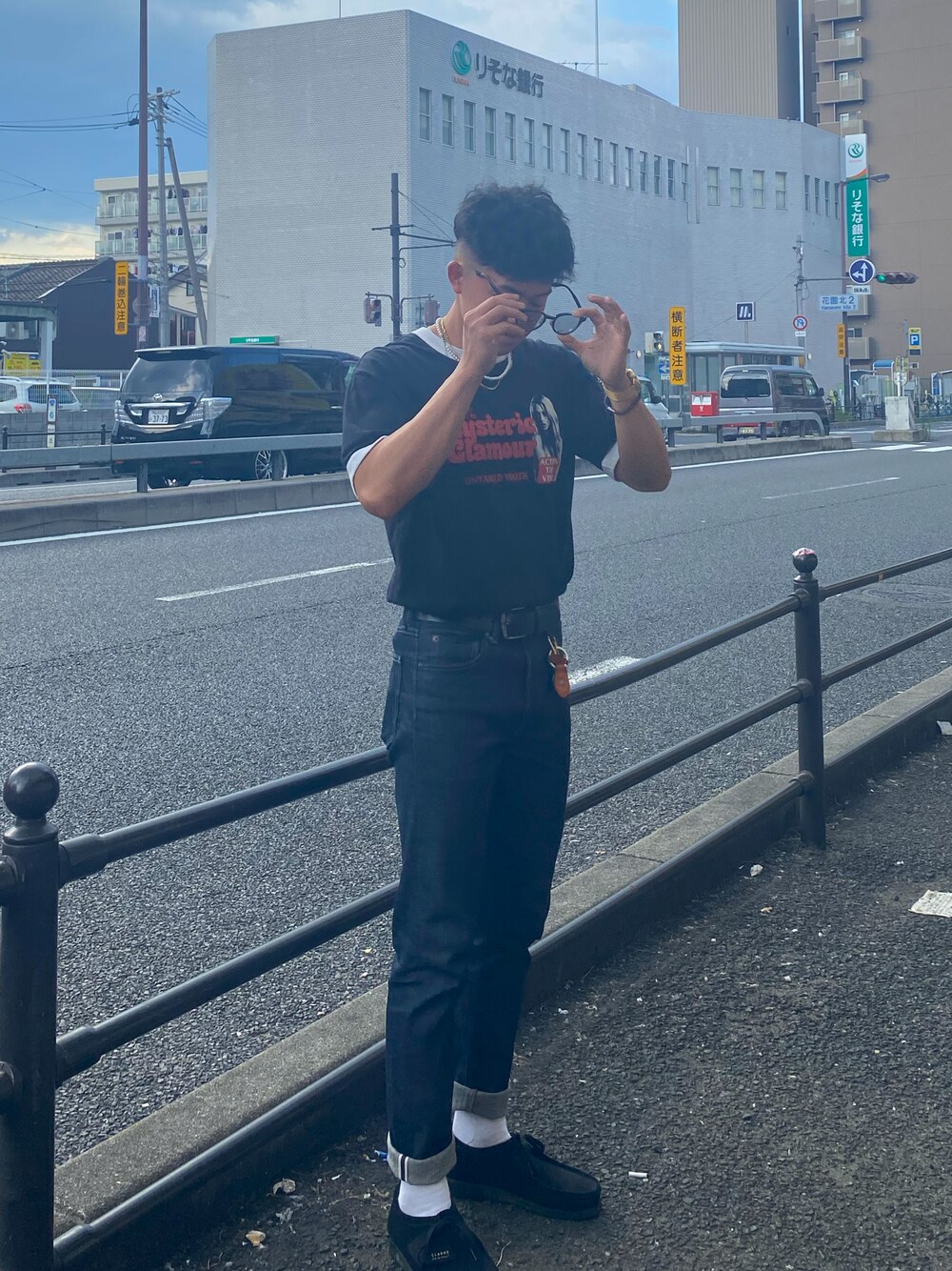 最終値下HYSTERIC GLAMOUR UNTAMED YOUTH Tシャツ HYSTERIC GLAMOUR]UNTAMED YOUTH Tシャツ/WHITE×BLUE(02231CT17