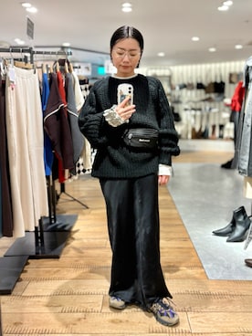 「アイテム（ボディバッグ/ウエストポーチ）」を使った、Akihooooo!さん（レディース・153cm）の秋コーディネート