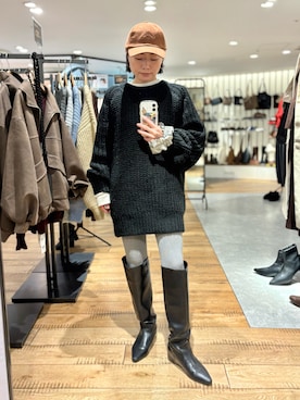 「アイテム（キャップ）」を使った、Akihooooo!さん（レディース・153cm）の秋コーディネート