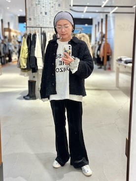 「アイテム（ヘアアクセサリー）」を使った、Akihooooo!さん（レディース・153cm）の秋コーディネート