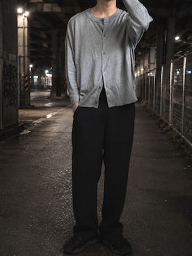 「HOKA（ホカ）のアイテム（スニーカー、ブラック系）」を使った、りょまさん（メンズ・175cm）の春コーディネート