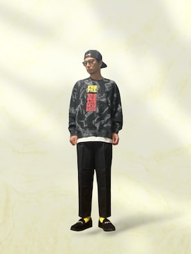 「go slow caravan（ゴースローキャラバン）のSCREEN STARS/スクリーンスターズ　FADECOLOR HANDBLEACH CREW NECK（スウェット、ブラック系）」を使った、モミヒゲさん（メンズ・175cm）の春コーディネート