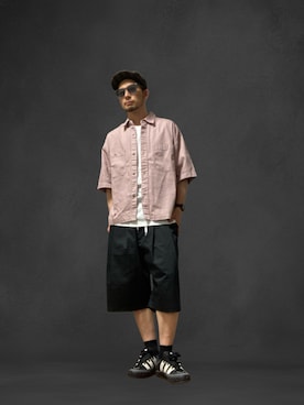 「RED KAP（レッドキャップ）のRED KAP/レッドキャップ 別注 2TUCK WIDE BAGGY SHORTS/2タック ワイド バギー ツイル ショーツ（その他パンツ、ブラック系）」を使った、モミヒゲさん（メンズ・175cm）の夏コーディネート