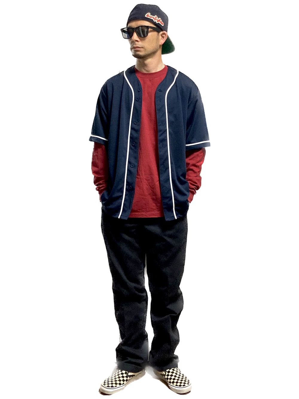 「おじさん、あごひげ、もみあげ、キャップ、ベースボールシャツ、ロンT、ワークパンツ、874、スリッポン、スニーカー、チェッカーフラッグ、春服コーデ」｜「DickiesのDickies/ディッキーズ ORIGINAL FIT 874 TCツイル ワイドパンツ（チノパンツ、ブラック系）」を使った、モミヒゲさん（メンズ・175cm）の春コーディネートの1枚目の写真
