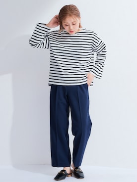 「レギュラー」｜「アイテム（スラックス）」を使った、KAYAさん（レディース・153cm）の春コーディネート