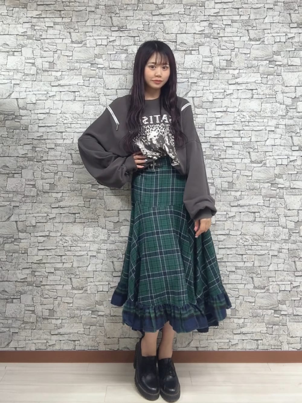 緑チェックスカート」のレディース人気ファッションコーディネート - WEAR