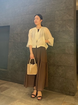 「URBAN RESEARCH（アーバンリサーチ）のニットドッキングティアードワンピース（ワンピース、ブラウン系）」を使った、maiさん（レディース・164cm）の夏コーディネート
