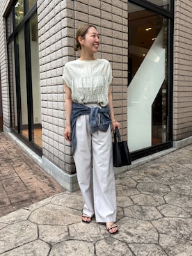 「Jena espace merveilleux(ジェナ エスパスメルヴェイユ)の〈7/22インスタライブご紹介アイテム〉シャーリングブラウス(シャツ/ブラウス、グリーン系)」を使った、つっちぃさん(レディース・168cm)の夏コーディネート