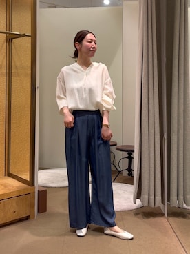 「Jena espace merveilleux（ジェナ　エスパスメルヴェイユ）のワンタックプルオーバーシャツ（シャツ/ブラウス、ホワイト系）」を使った、つっちぃさん（レディース・168cm）の春コーディネート