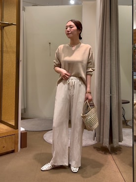 「Jena espace merveilleux（ジェナ　エスパスメルヴェイユ）のリネンイージーパンツ（その他パンツ、ベージュ系）」を使った、つっちぃさん（レディース・168cm）の春コーディネート