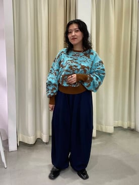 「KBF（ケイビーエフ）のマーブルジャガードニット（ニット/セーター）」を使った、園田愛さん（レディース・145cm）の秋コーディネート