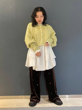 「KBF（ケイビーエフ）の2WAYフリンジカーディガン（カーディガン/ボレロ）」を使った、園田愛さん（レディース・145cm）の秋コーディネート