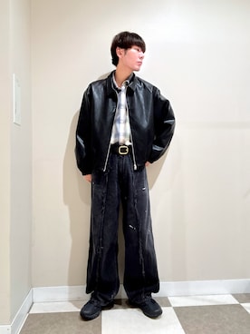 「アイテム（ライダースジャケット）」を使った、komaさん（メンズ・173cm・20代）の秋コーディネート
