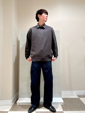 「秋のシャツ着こなし術」｜「アイテム（ニット/セーター）」を使った、komaさん（メンズ・173cm）の秋コーディネート