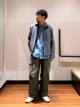 「ITEMS URBANRESEARCH(アイテムズ アーバンリサーチ)のソフトタッチフランネルレギュラーカラーシャツ(シャツ/ブラウス、ブルー系)」を使った、shinyaさん(メンズ・175cm)の秋コーディネート