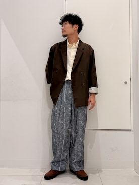 「SENSE OF PLACE by URBAN RESEARCH(センスオブプレイスバイアーバンリサーチ)の『イージーケア/吸水速乾』コンフォートレギュラーカラーシャツ(シャツ/ブラウス、ホワイト系)」を使った、shinyaさん(メンズ・175cm)の秋コーディネート