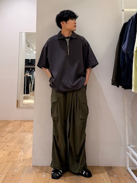 「SENSE OF PLACE by URBAN RESEARCH(センスオブプレイスバイアーバンリサーチ)のワイドカーゴパンツ(その他パンツ、グリーン系)」を使った、shinyaさん(メンズ・175cm)の夏コーディネート