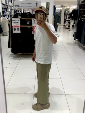 「Yeezy（イージー）のアイテム（サンダル）」を使った、マーティーさん（メンズ・160cm）の夏コーディネート