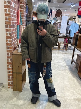 「NEEDLE WORK（ニードルワーク）のアイテム（ジャケット/アウター）」を使った、小林 由佳さん（レディース・160cm）の冬コーディネート