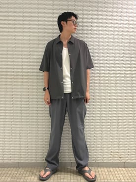 「URBAN RESEARCH DOORS（アーバンリサーチドアーズ）のアイテム（カーディガン/ボレロ）」を使った、栁 椋介さん（メンズ・172cm）の夏コーディネート