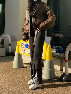 「AVIREX（アヴィレックス）のアイテム（その他アウター）」を使った、山田さん（レディース・166cm）の冬コーディネート