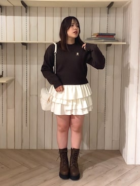 「ネコ」｜「アイテム（その他シューズ）」を使った、ainoさん（レディース・155cm）の秋コーディネート