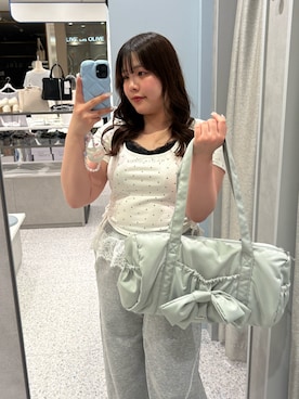 「OLIVE des OLIVE（オリーブデオリーブ）のレイヤード風ドロストTシャツ（Tシャツ/カットソー、ホワイト系）」を使った、ainoさん（レディース・155cm）の春コーディネート